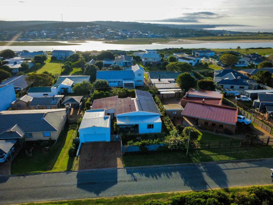 5 Bedroom Property for Sale in Stilbaai Wes Western Cape